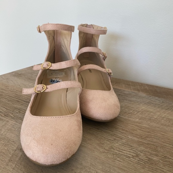 Women’s Low Pink Heels - Picture 14 of 15